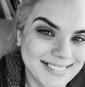 Meet your Posher, Pamela